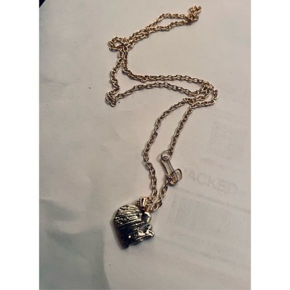 Cute RED AND GOLD SNAIL NECKLACE - Picture 6 of 6